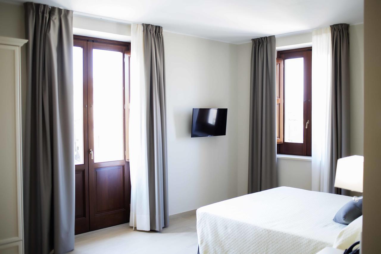 Hotel Palazzo Salerno Roggiano Gravina Exterior foto